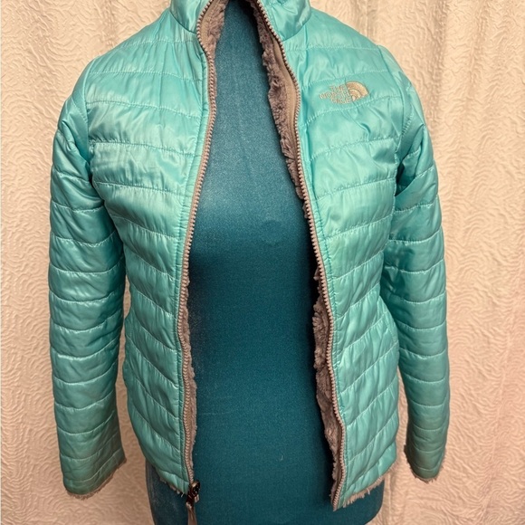 The North Face Girls Medium Teal Jacket - Picture 1 of 7